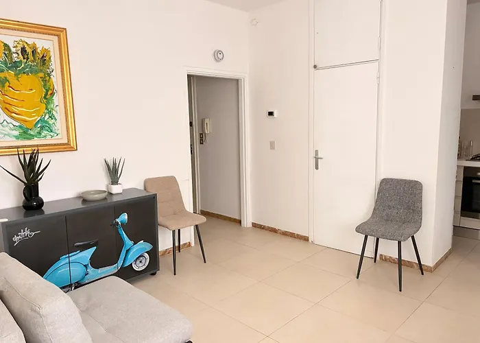 Smile By Venicescape *